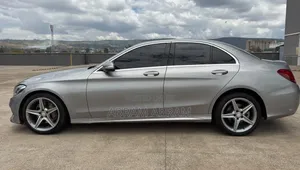 Mercedes-Benz E200 2016 Gray