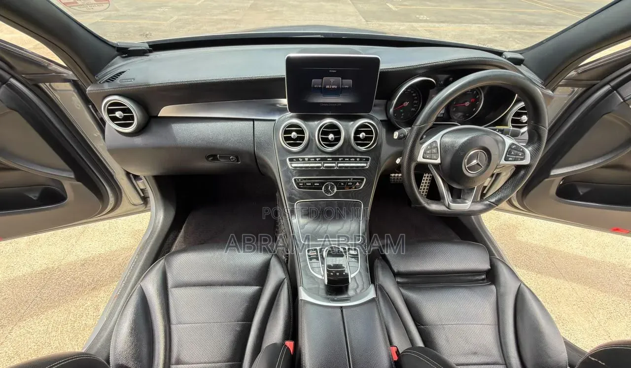 Mercedes-Benz E200 2016 Gray