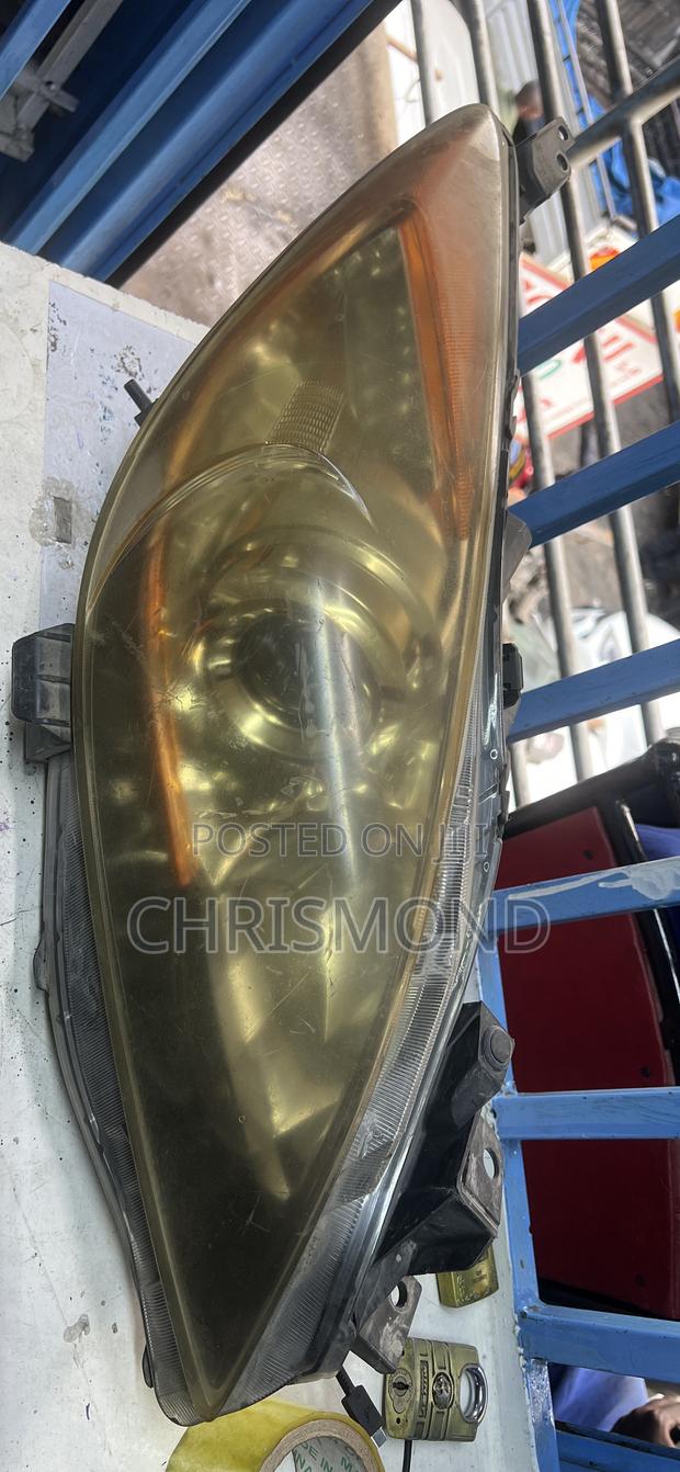 Headlight Mazda Axela 2008 - thumbnail 2