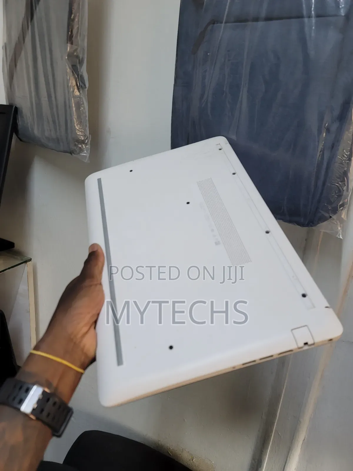 Laptop HP 250 G7 8GB Intel Core i5 HDD+SSD 128GB