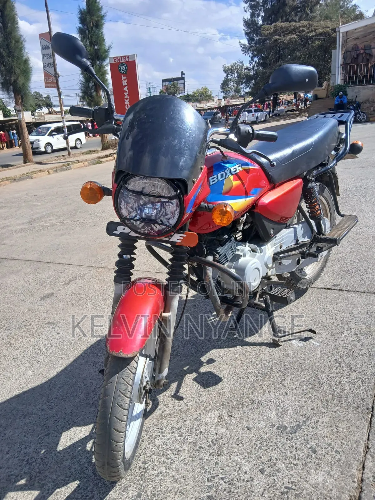 Bajaj Boxer 125 2025 Red