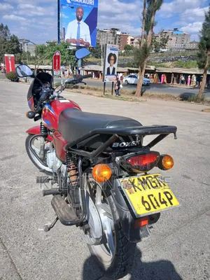 Bajaj Boxer 125 2025 Red