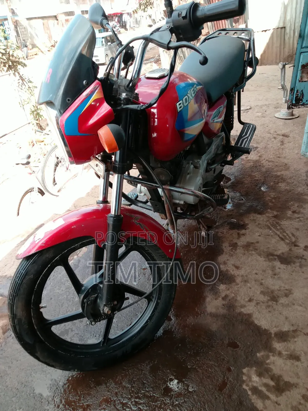 Bajaj Boxer 150 UG 2024 Red