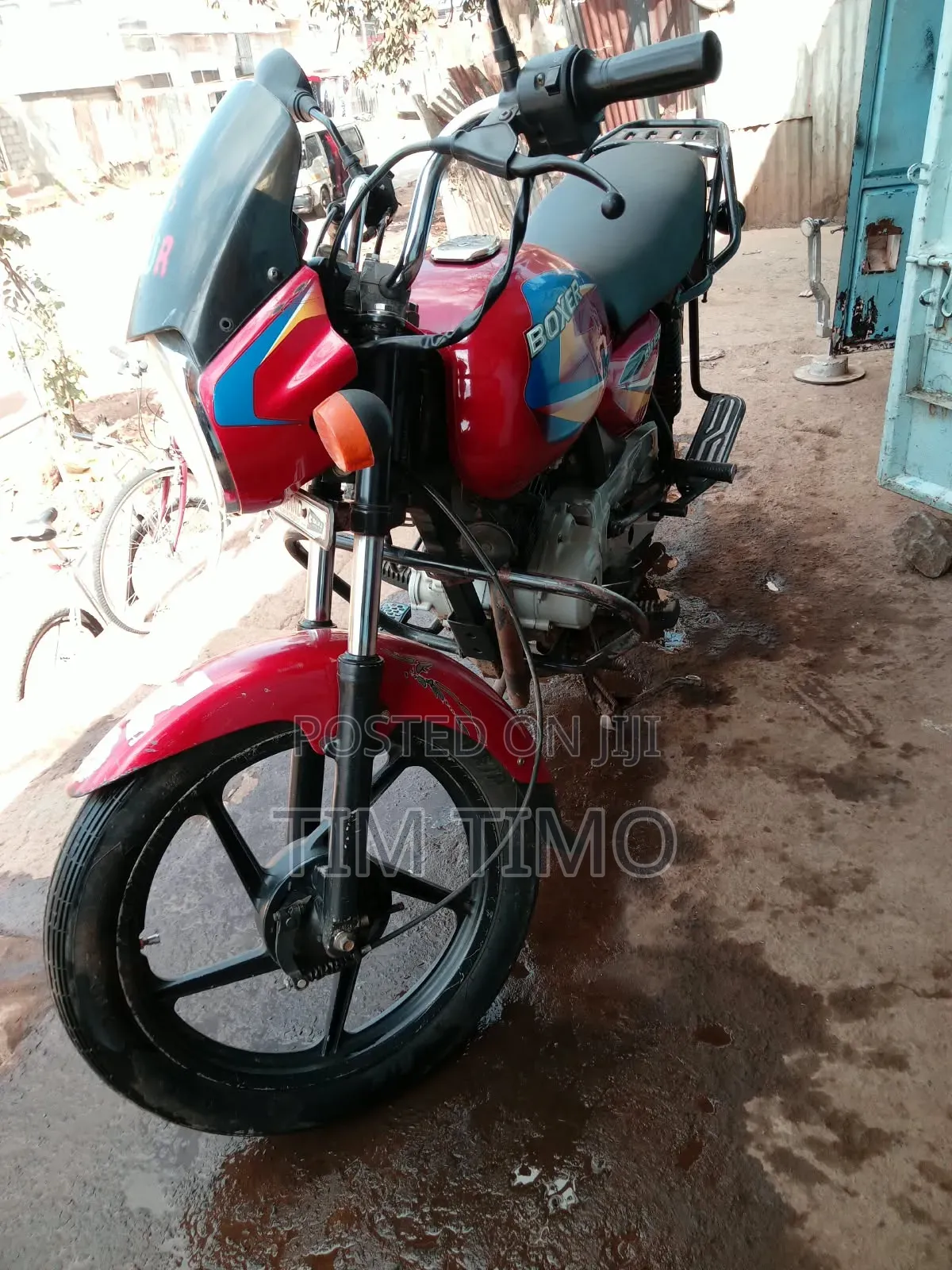 Bajaj Boxer 150 UG 2024 Red