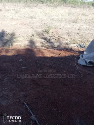 KONZA Block 5 Area a Prime 3.5 Acres Only 7kms Off Msa Rd ,Settlement