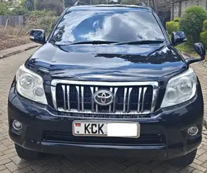 Toyota Land Cruiser Prado 2010 Black