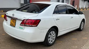 Toyota Premio 2018 White