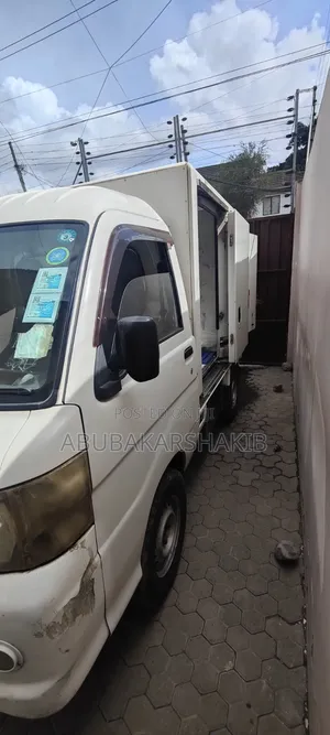 Daihatsu Hijet 2013 White
