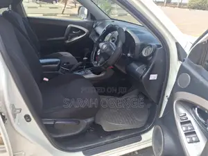 Toyota RAV4 2007 White
