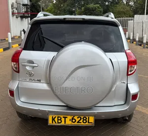 Toyota RAV4 2.0 4x4 2007 Silver