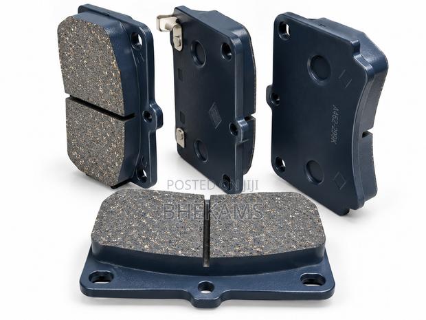 High Quality Brake Pads for Mazda 323