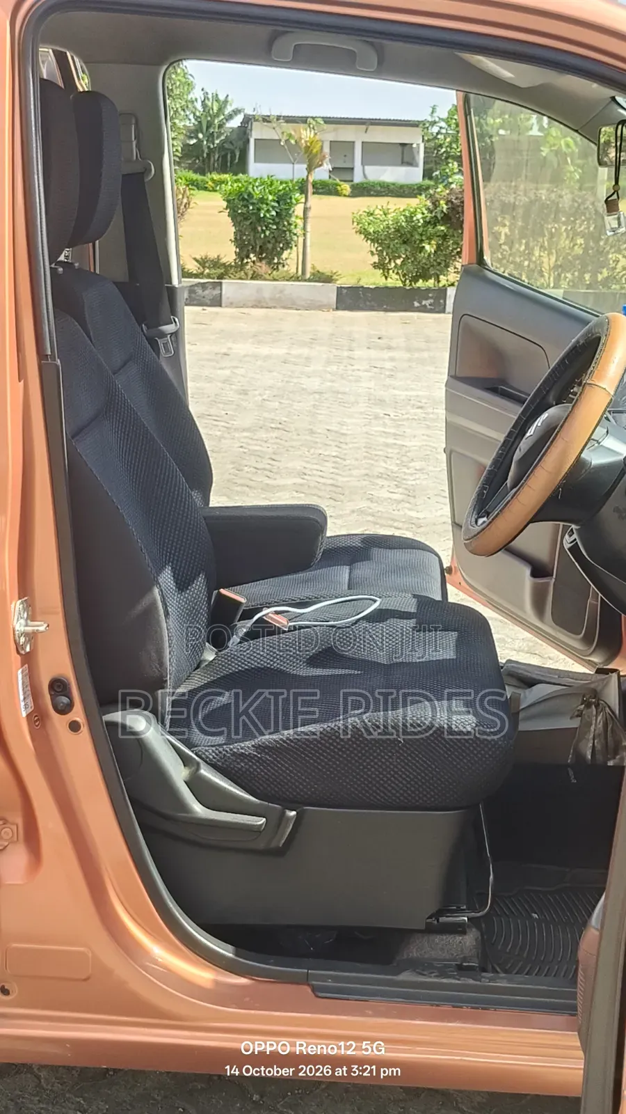 Suzuki Wagon R 2018 Orange