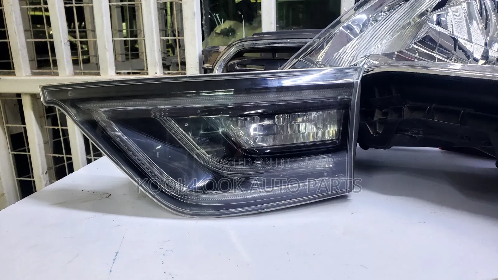 Toyota Harrier Boot Lights 2014/16