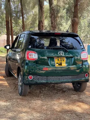 Toyota Passo 2018 Green