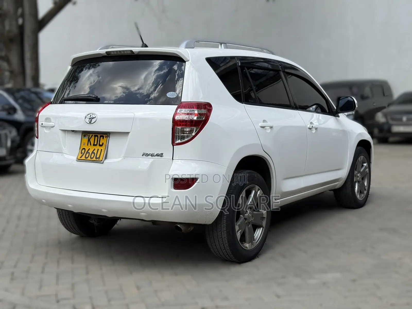 Toyota RAV4 2014 White
