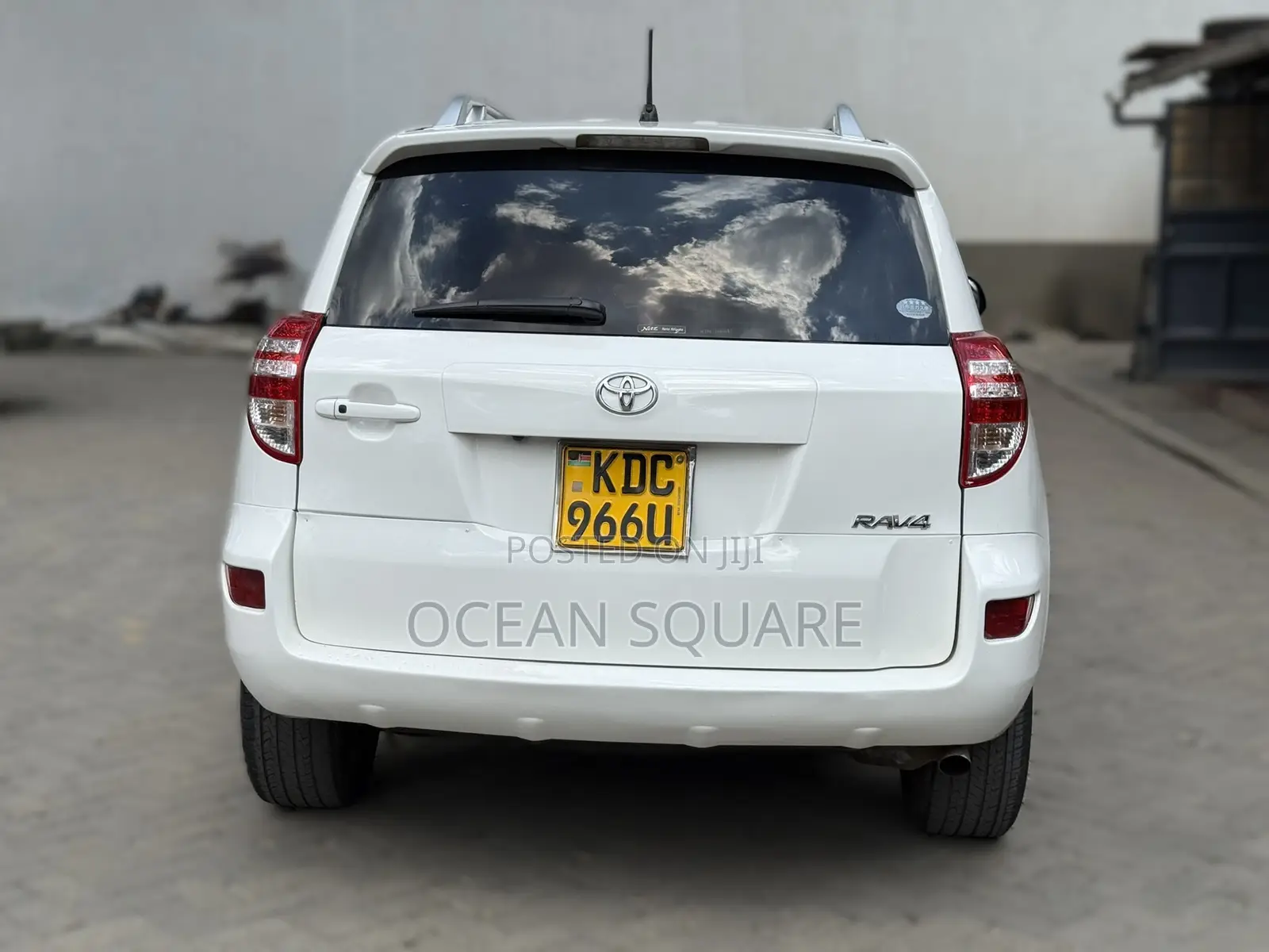 Toyota RAV4 2014 White