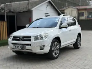 Toyota RAV4 2014 White