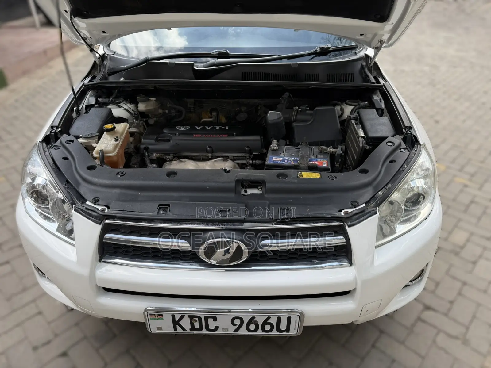 Toyota RAV4 2014 White