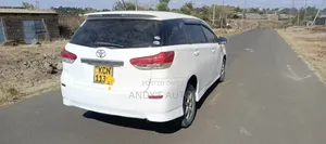 Toyota Wish 2011 White