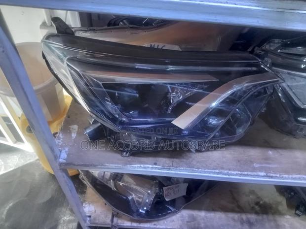 Headlight for Toyota Rav4 215 Model Xenon