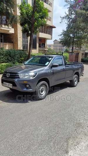 Toyota Hilux 2020 Gray