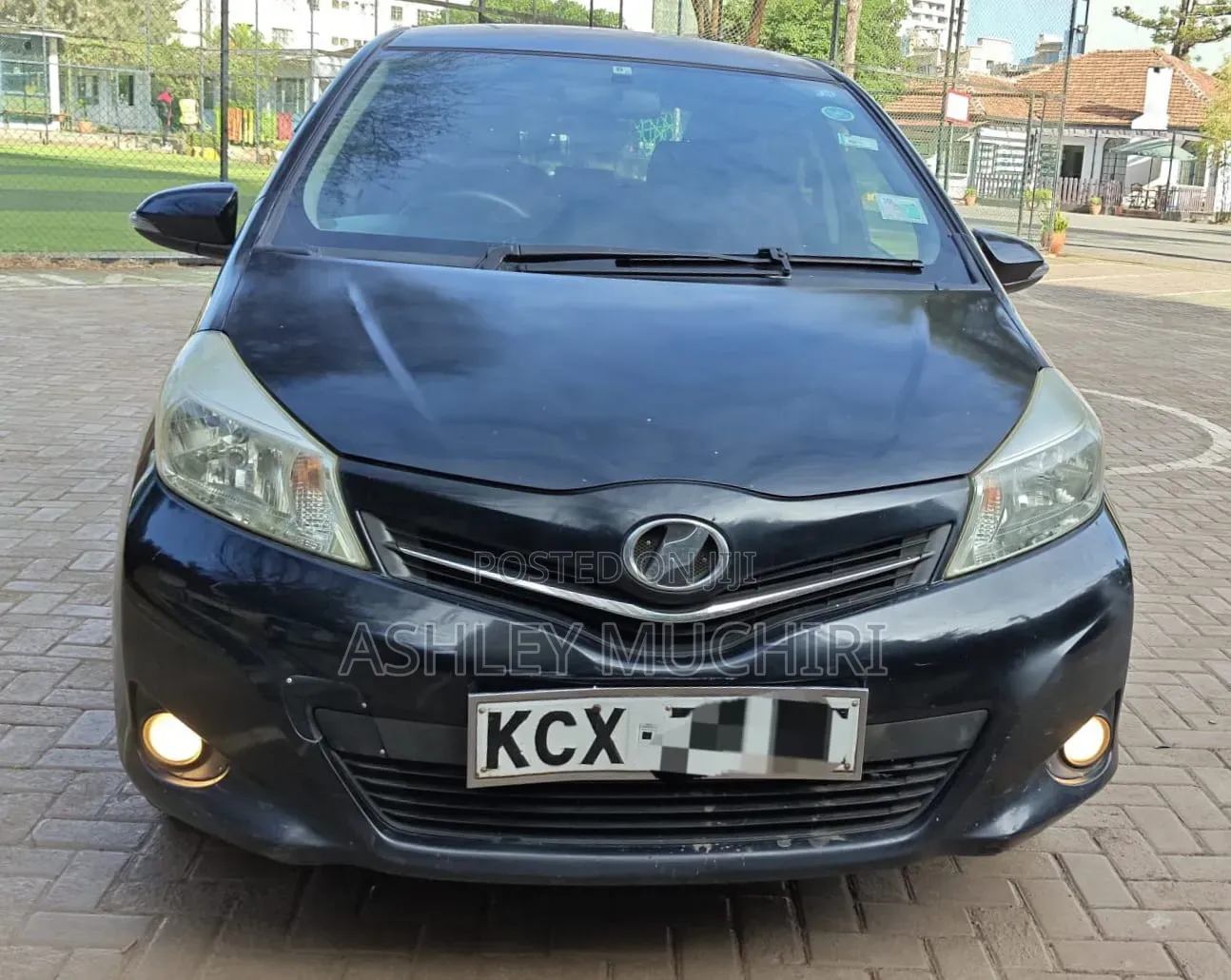 Toyota Vitz 2012 Blue