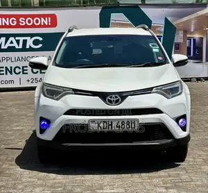 Toyota RAV4 2015 White