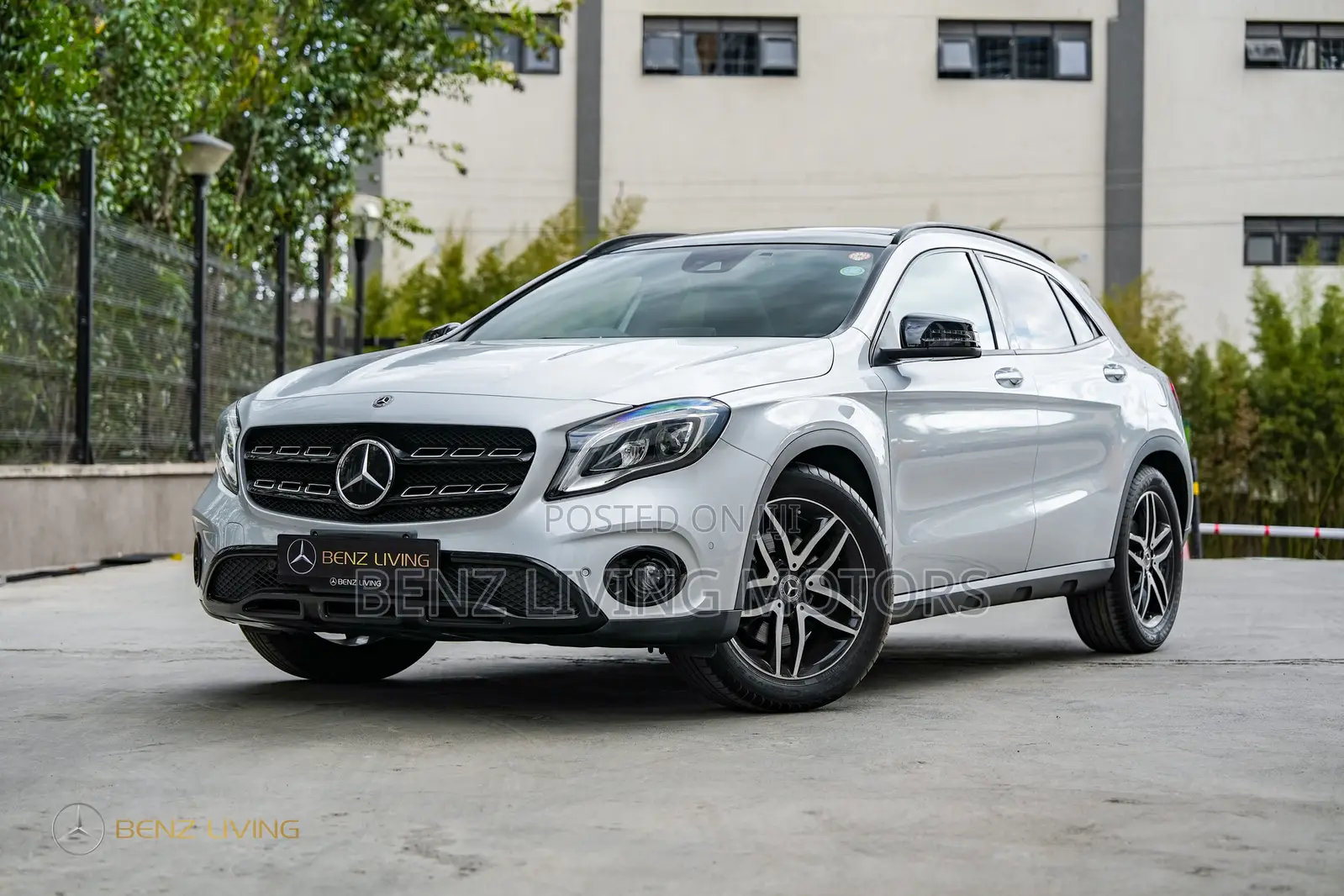 Mercedes-Benz GLA-Class 2019 Silver
