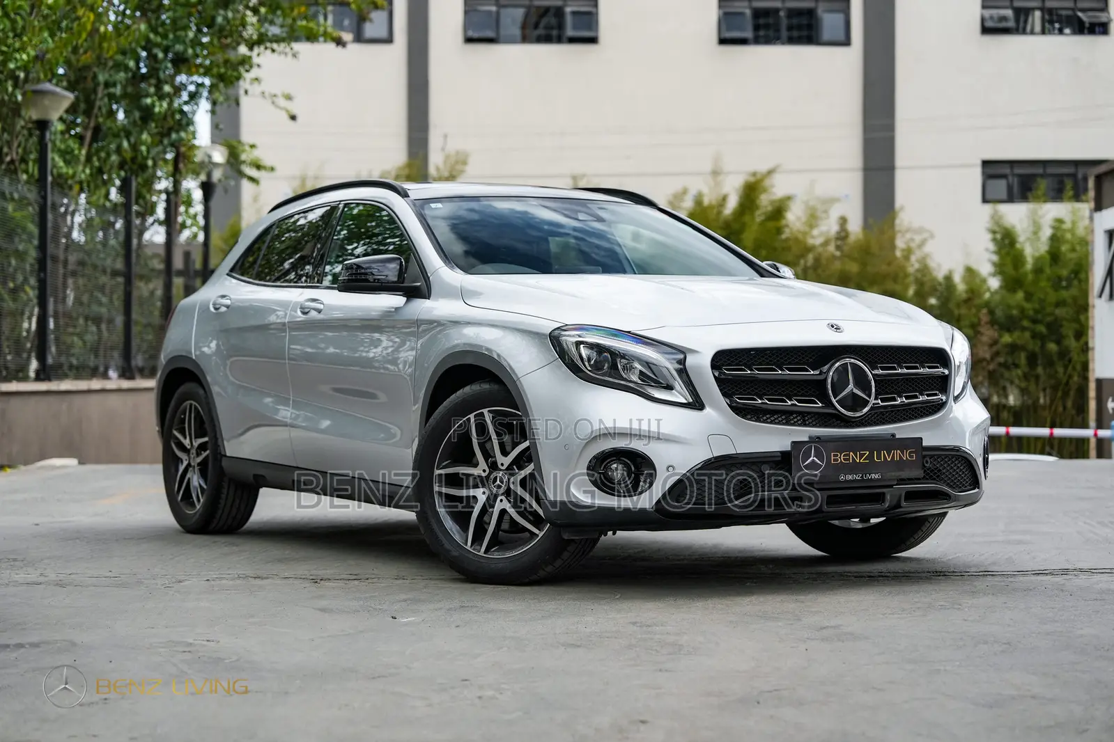 Mercedes-Benz GLA-Class 2019 Silver