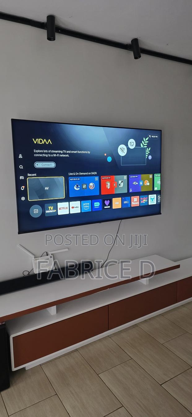65" Hisence TV - main view