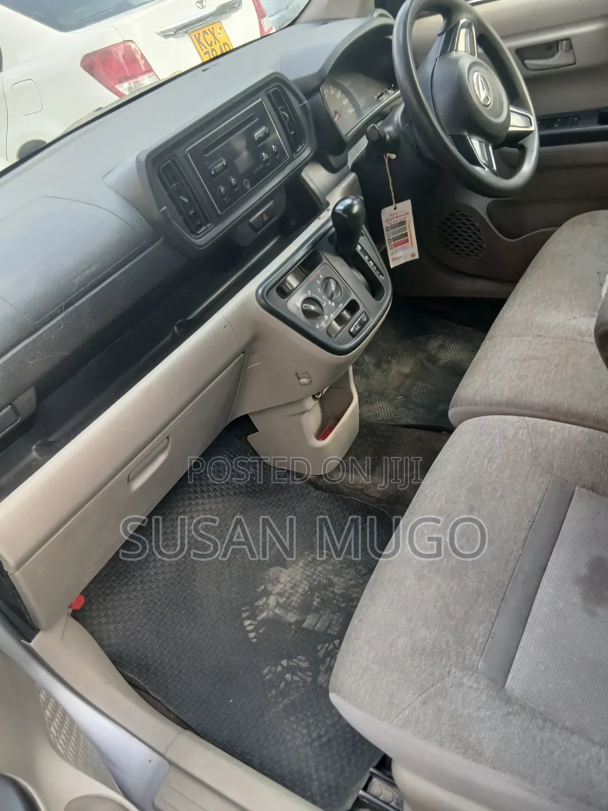 Toyota Passo 2018 Silver