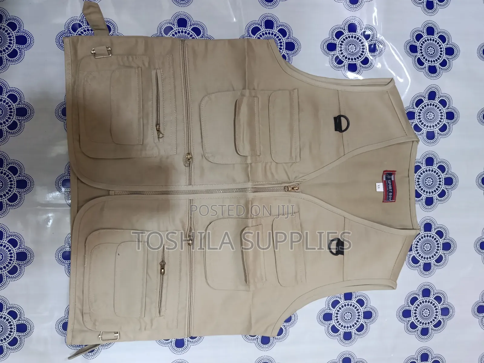 Khaki Mission Jackets With Zipper Closure