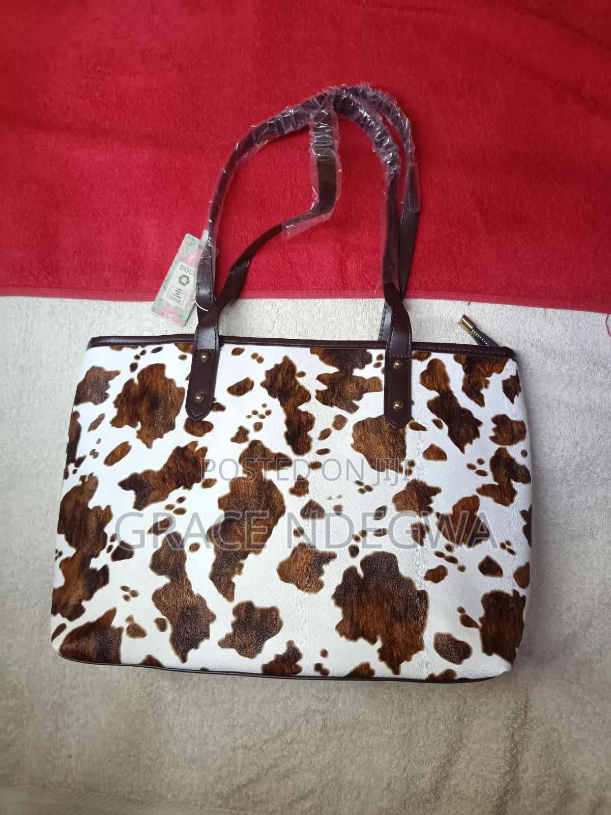 Unique Spacious Tote Bag