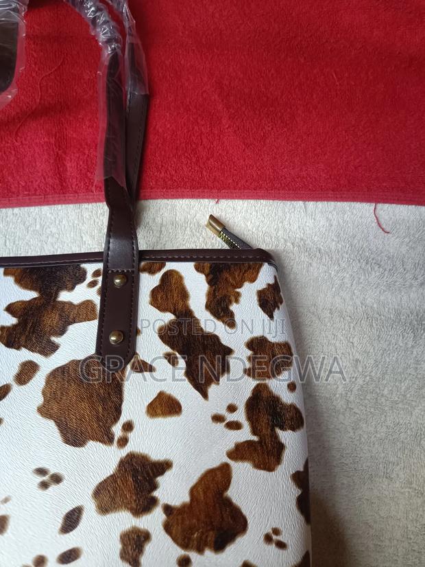 Unique Spacious Tote Bag - thumbnail 2