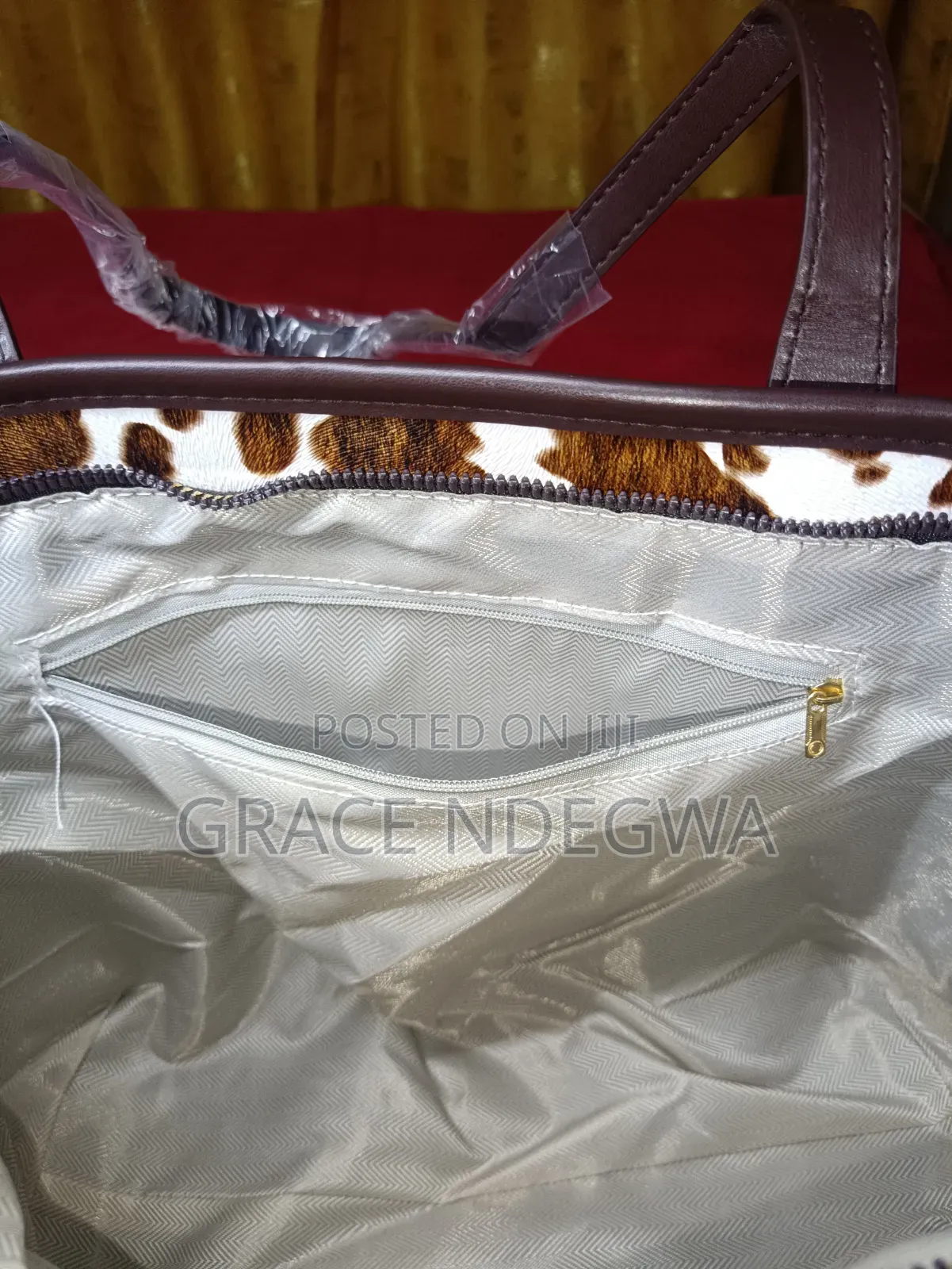 Unique Spacious Tote Bag