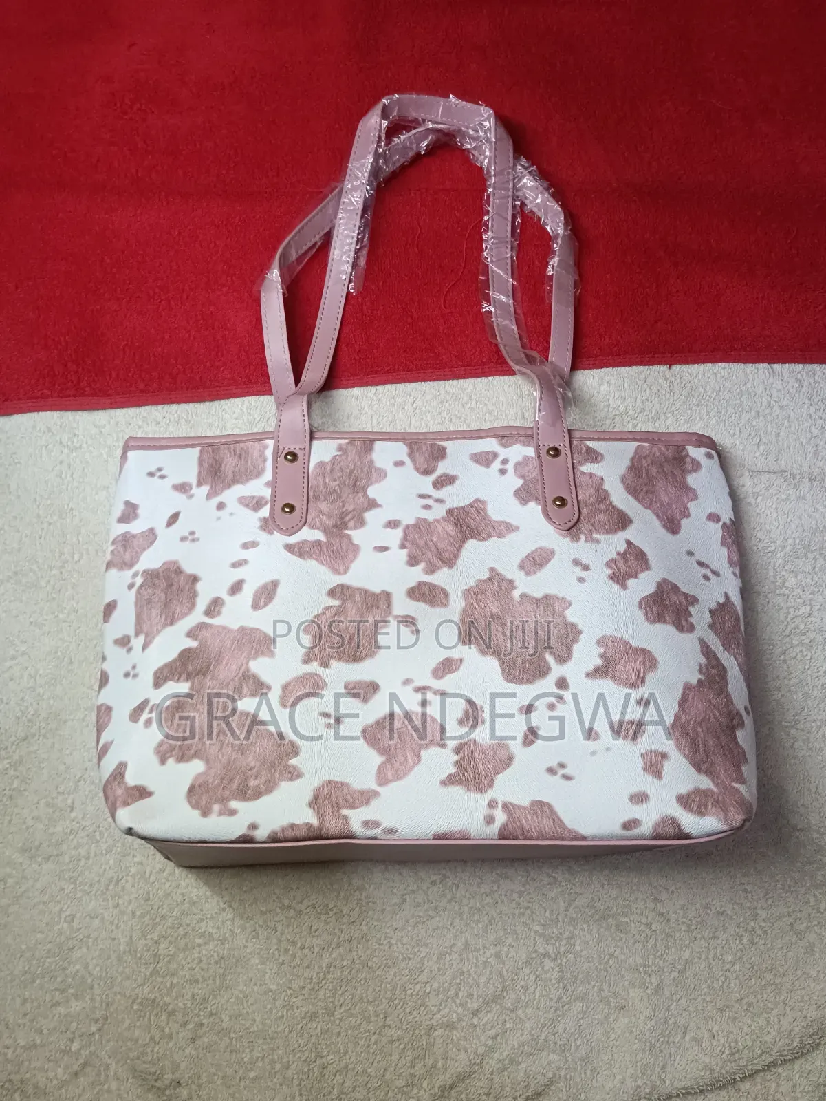 Unique Spacious Tote Bag