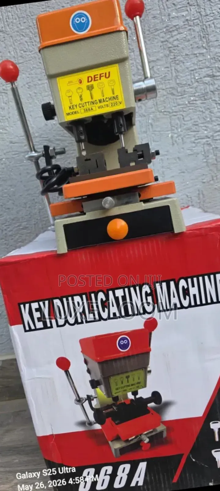 Key Cutting Machine