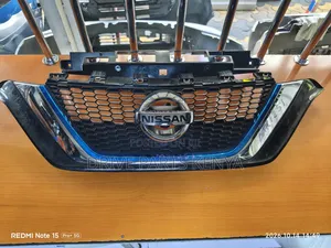 Nissan Note 2018 Grill
