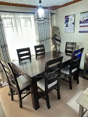 A Viola Modern Detailed Dining Set