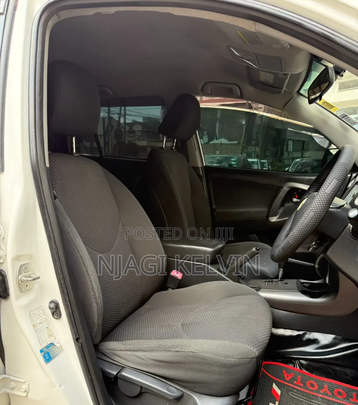Toyota RAV4 2014 White
