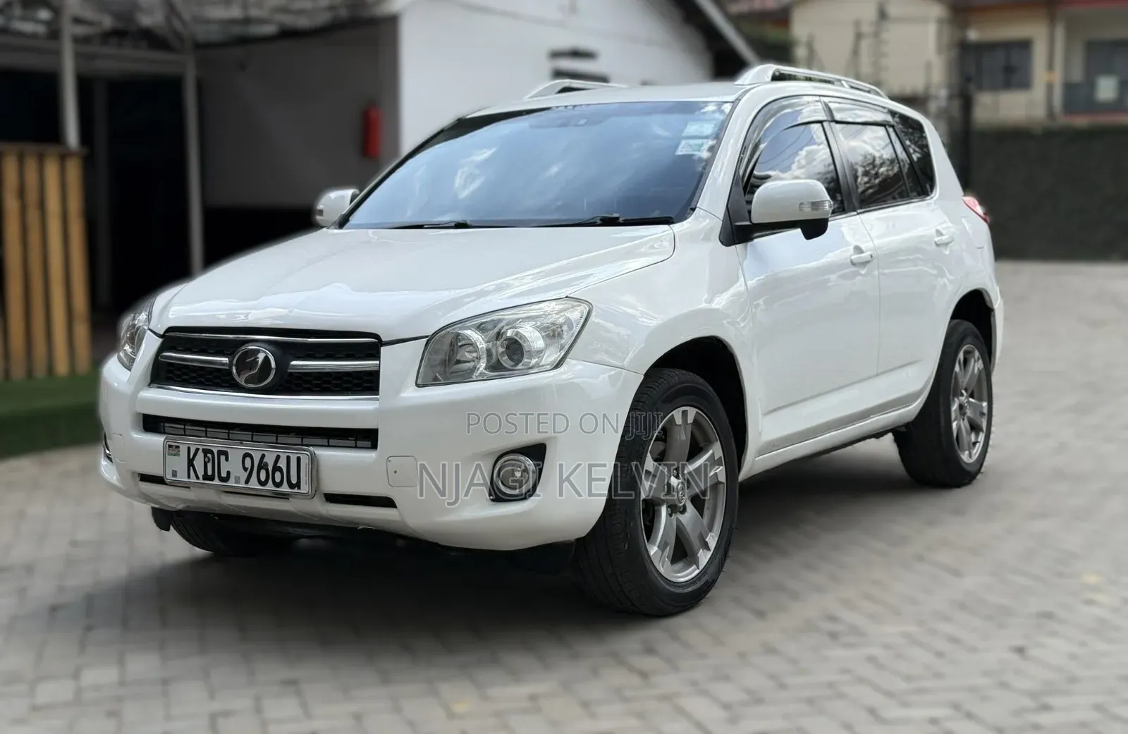 Toyota RAV4 2014 White