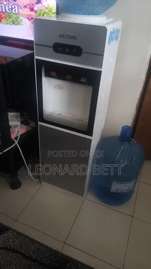 Water Dispenser Hot & Normal, Excellent Condition