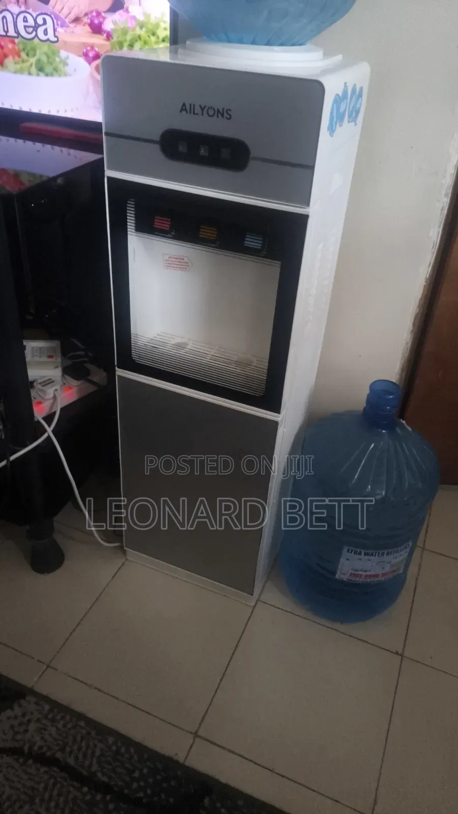 Water Dispenser Hot & Normal, Excellent Condition
