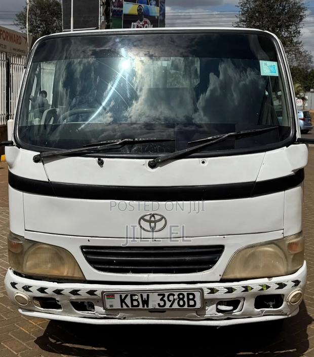 Toyota Dyna - thumbnail 2
