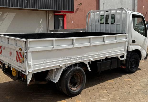 Toyota Dyna - thumbnail 5
