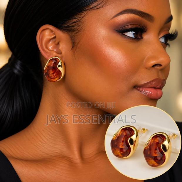 Chic, Gold Earrings - thumbnail 3