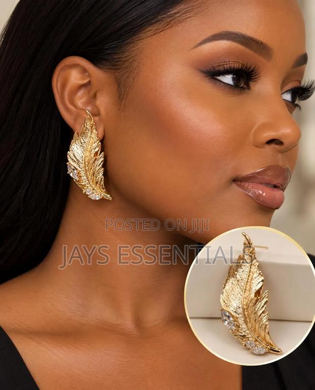 Chic, Gold Earrings - thumbnail 9