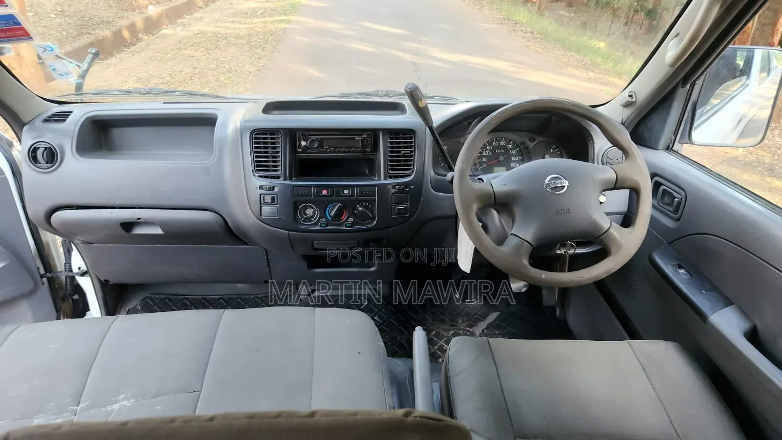 Nissan Caravan (Urvan) 2008 White