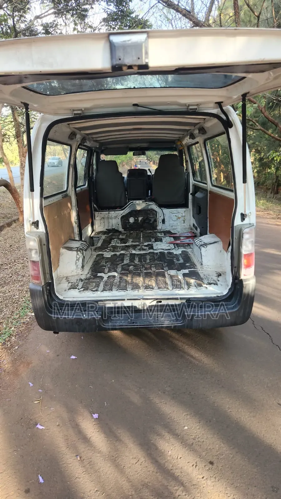 Nissan Caravan (Urvan) 2008 White