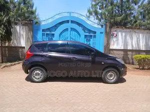 Nissan Note 2012 Red